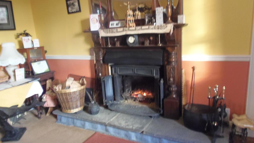 Caheroyn House Bed and Breakfast Athenry Habitación foto